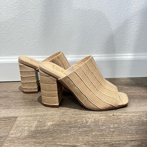 Lulus Nude Croc Block Heel Mule